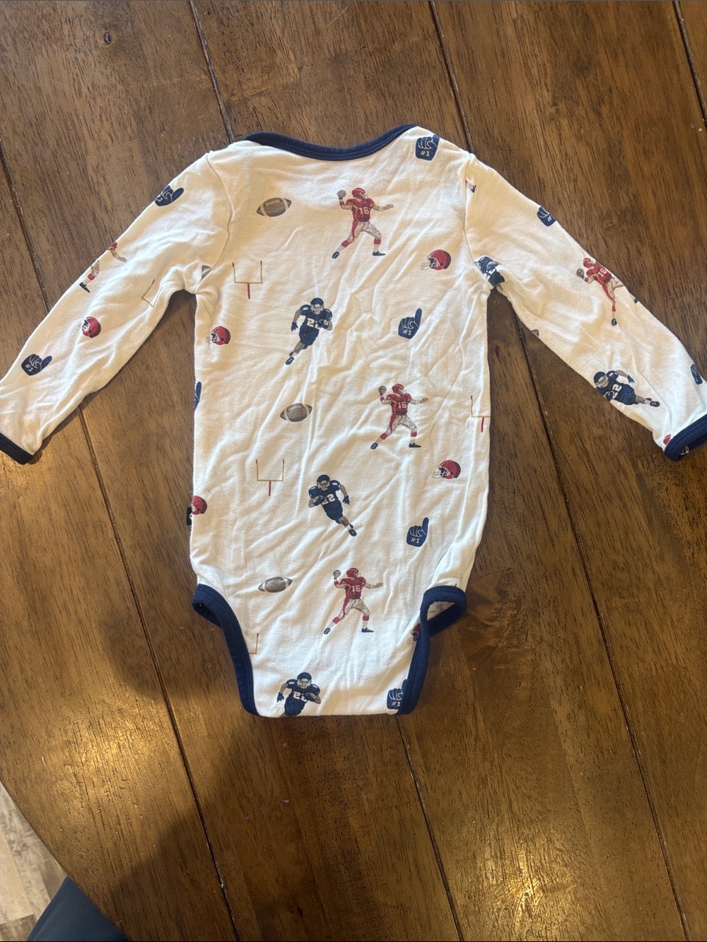 Kyte BABY Bamboo White Long-Sleeve Football Bodysuit. Size 6-12 mos. EUC. - Picture 3 of 3